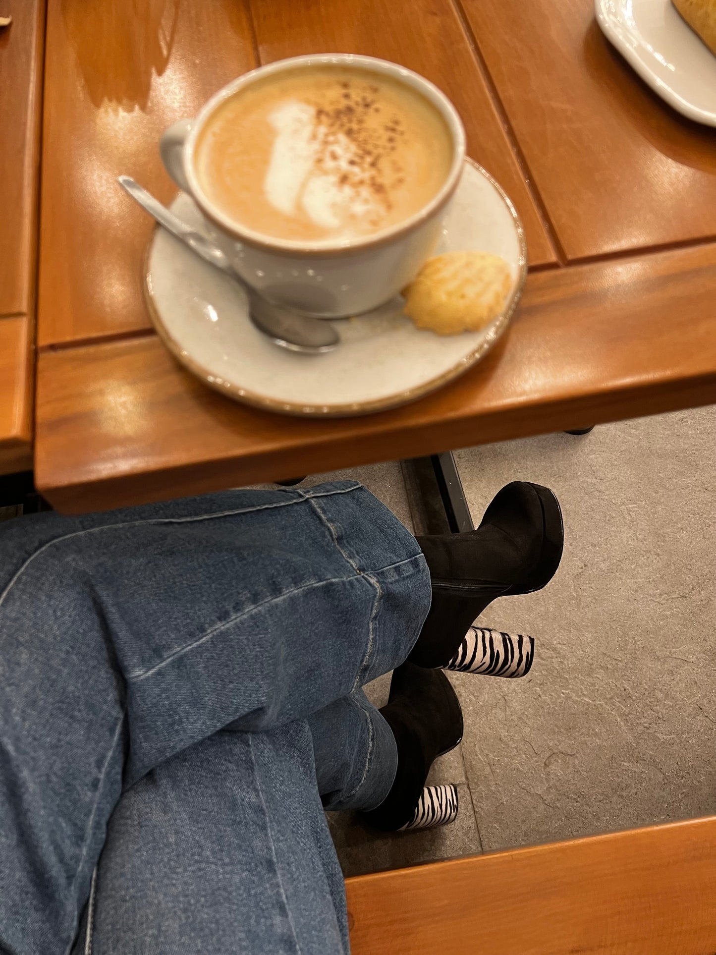 CLOE BOOTS / BLACK