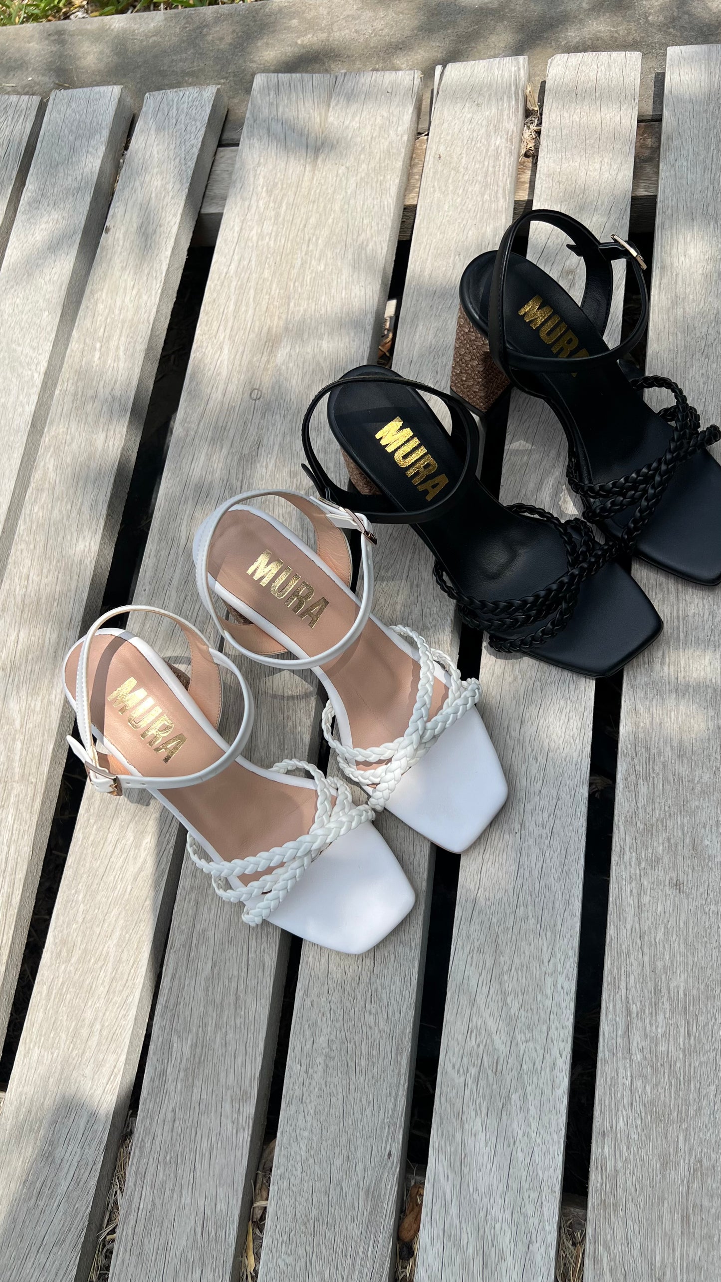 ARI HEELS / NEGRO