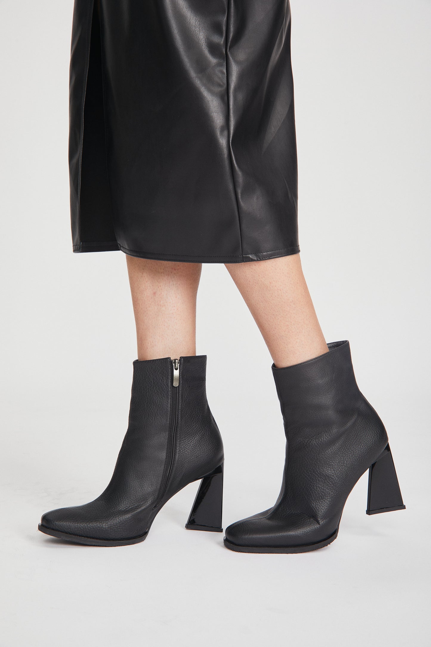 JENNER BOOTS / BLACK