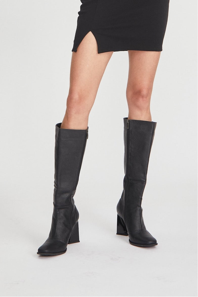 CATALEYA BOOTS / BLACK