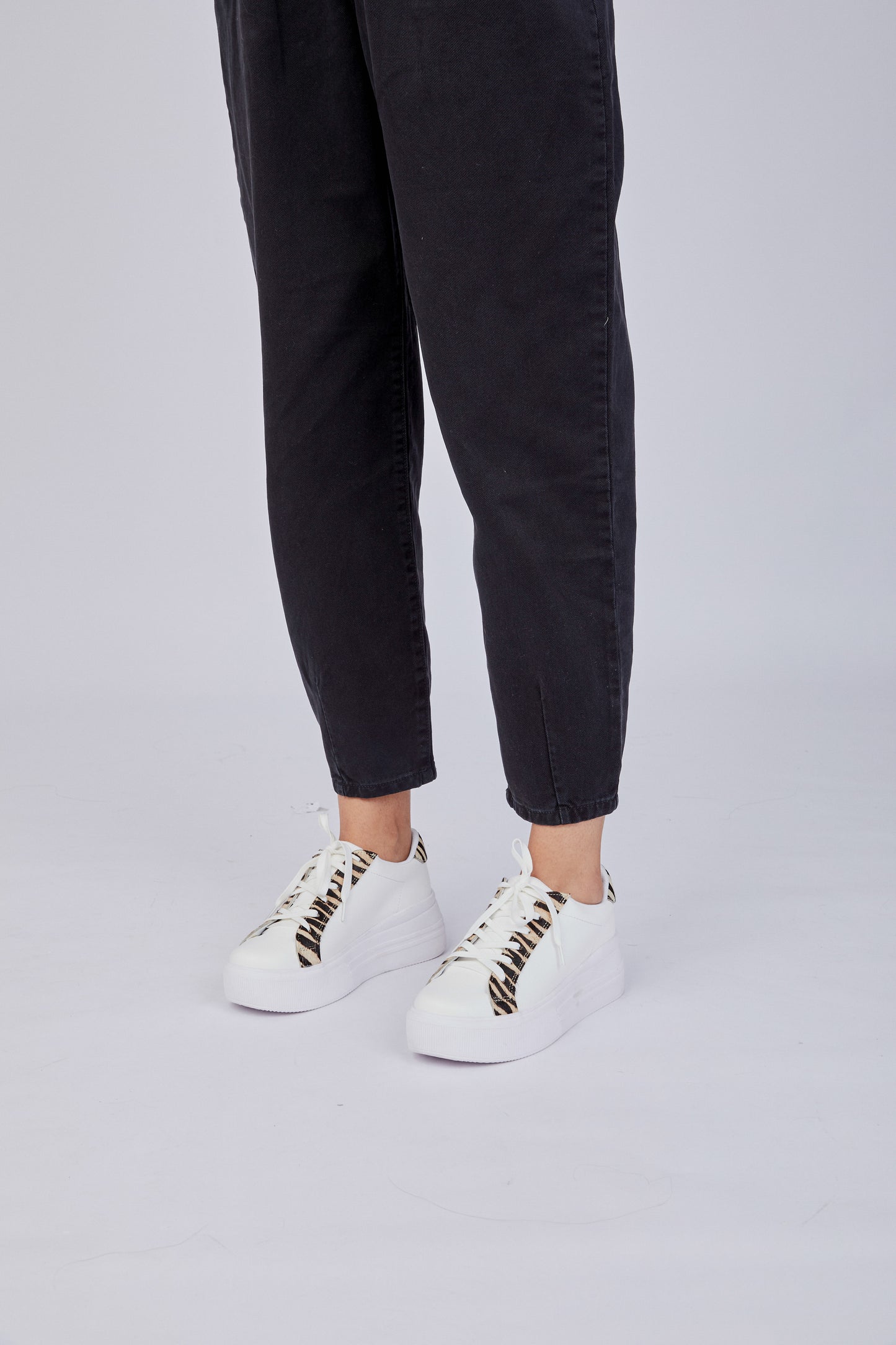 KENIA SNEAKERS / ZEBRA BLACK