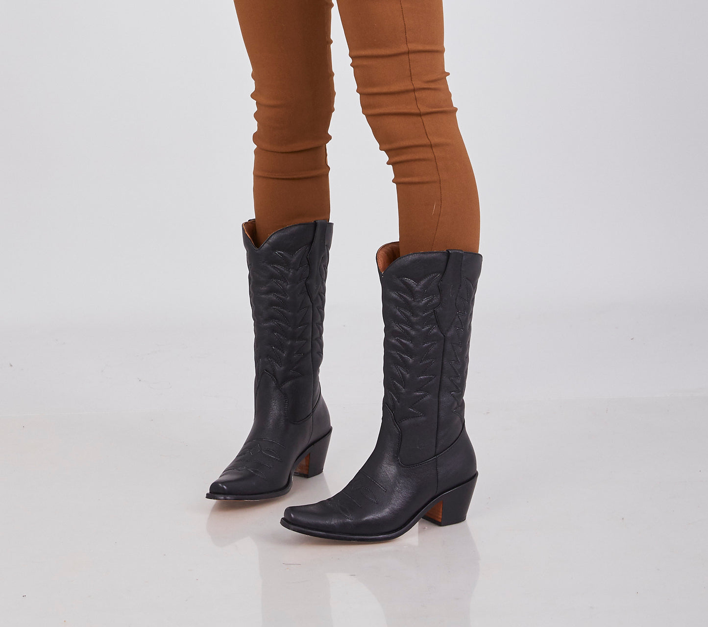 BOTAS NIRVANA / NEGRO
