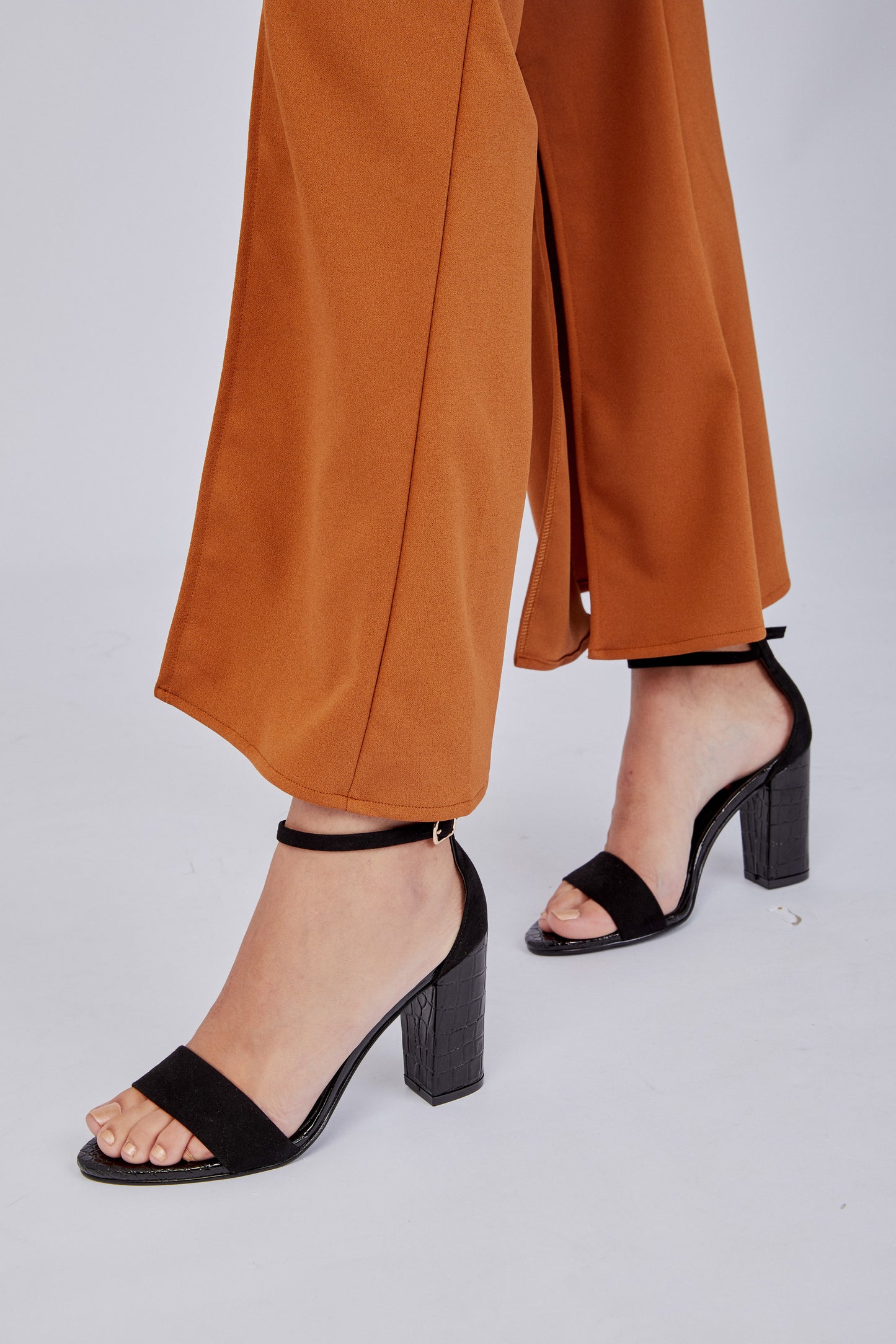 SOPHIE HEELS BLACK