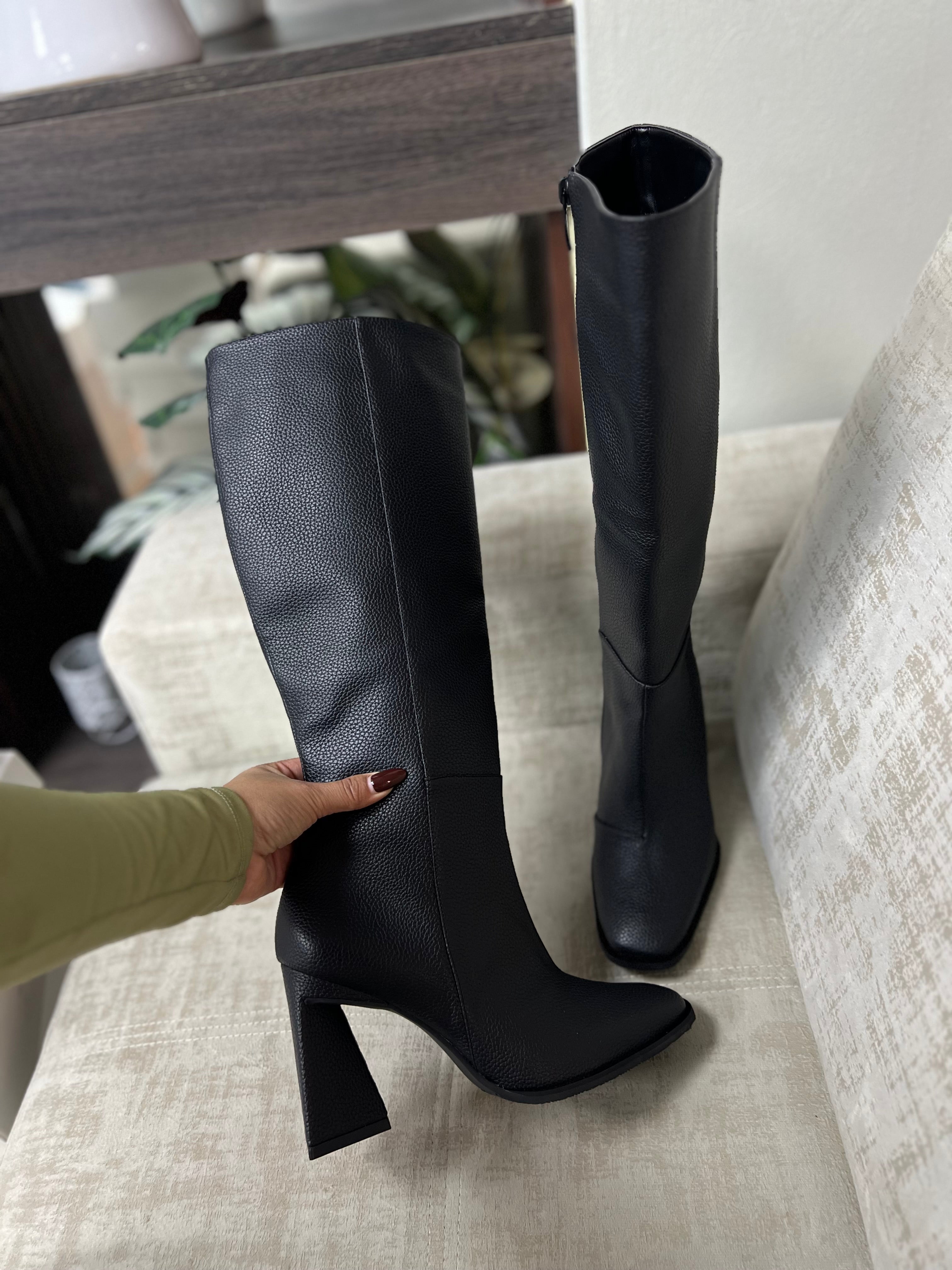 LAUREM BOOTS / NEGRO