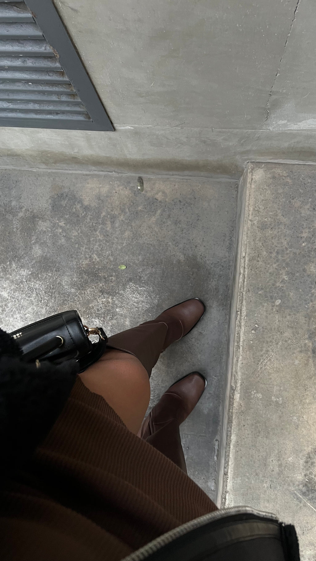 LAUREM BOOTS / MARRÓN