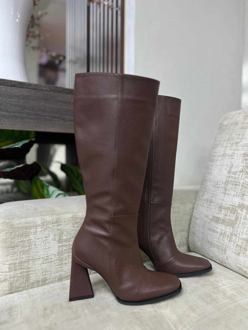 LAUREM BOOTS / MARRÓN
