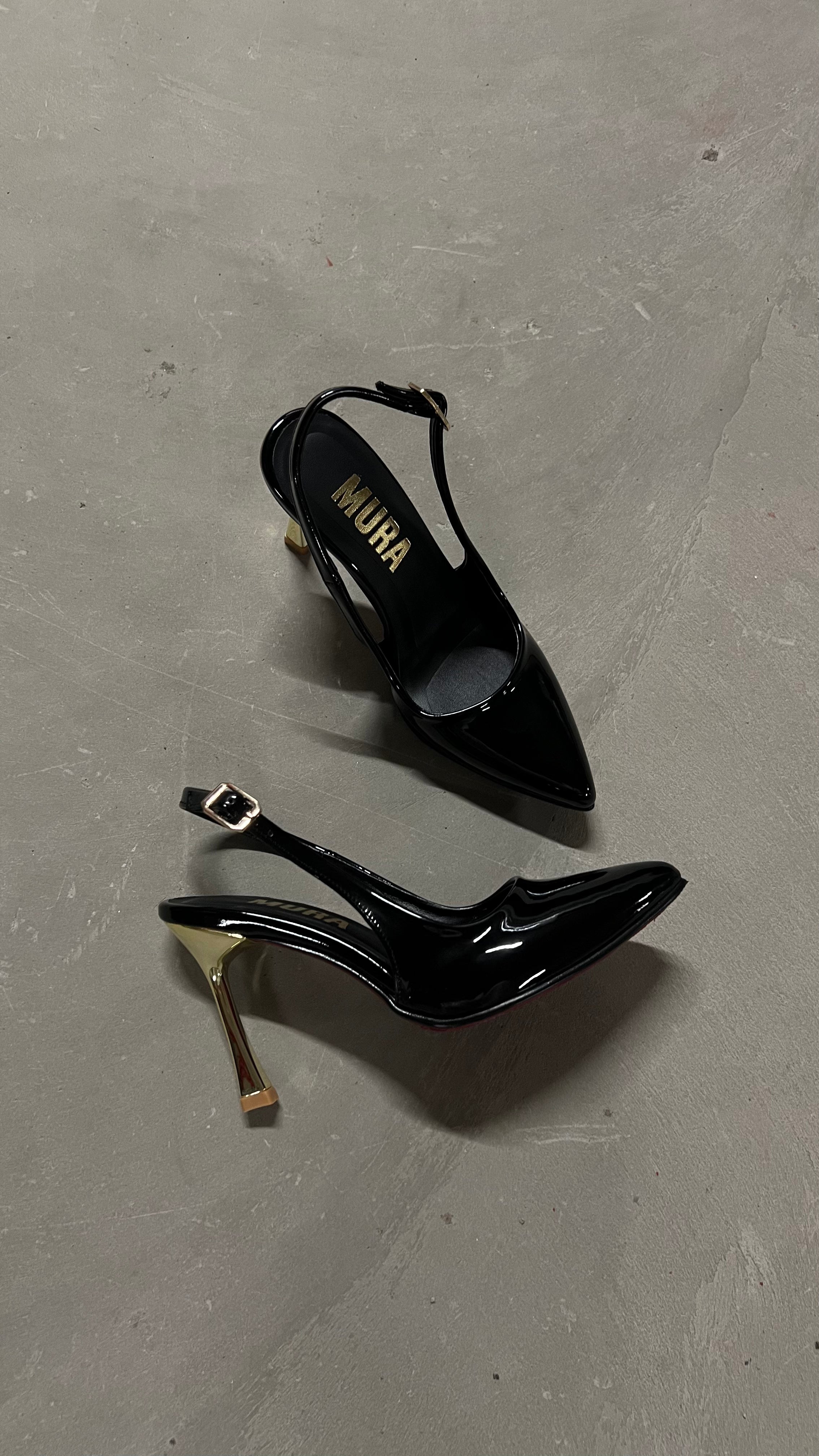 VIVIENNE STILETTOS / BLACK