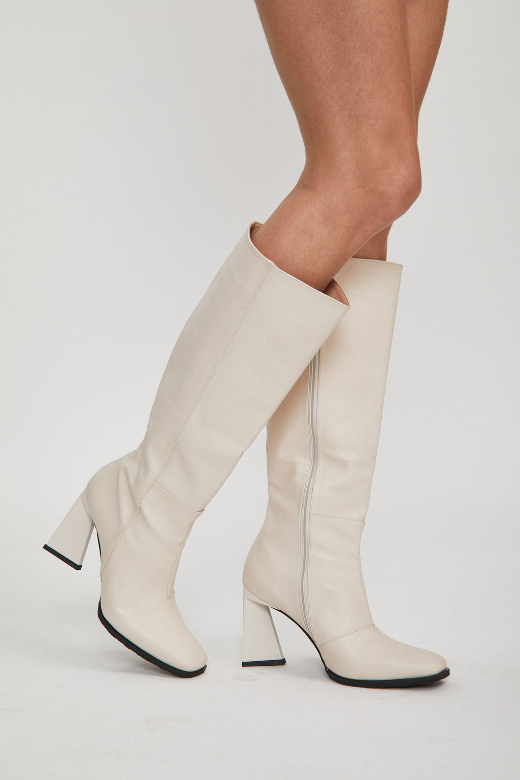 CATALEYA BOOTS / BONE