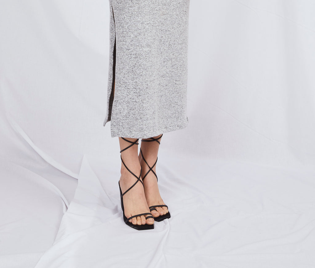 ALMENDRA HEELS / NEGRO