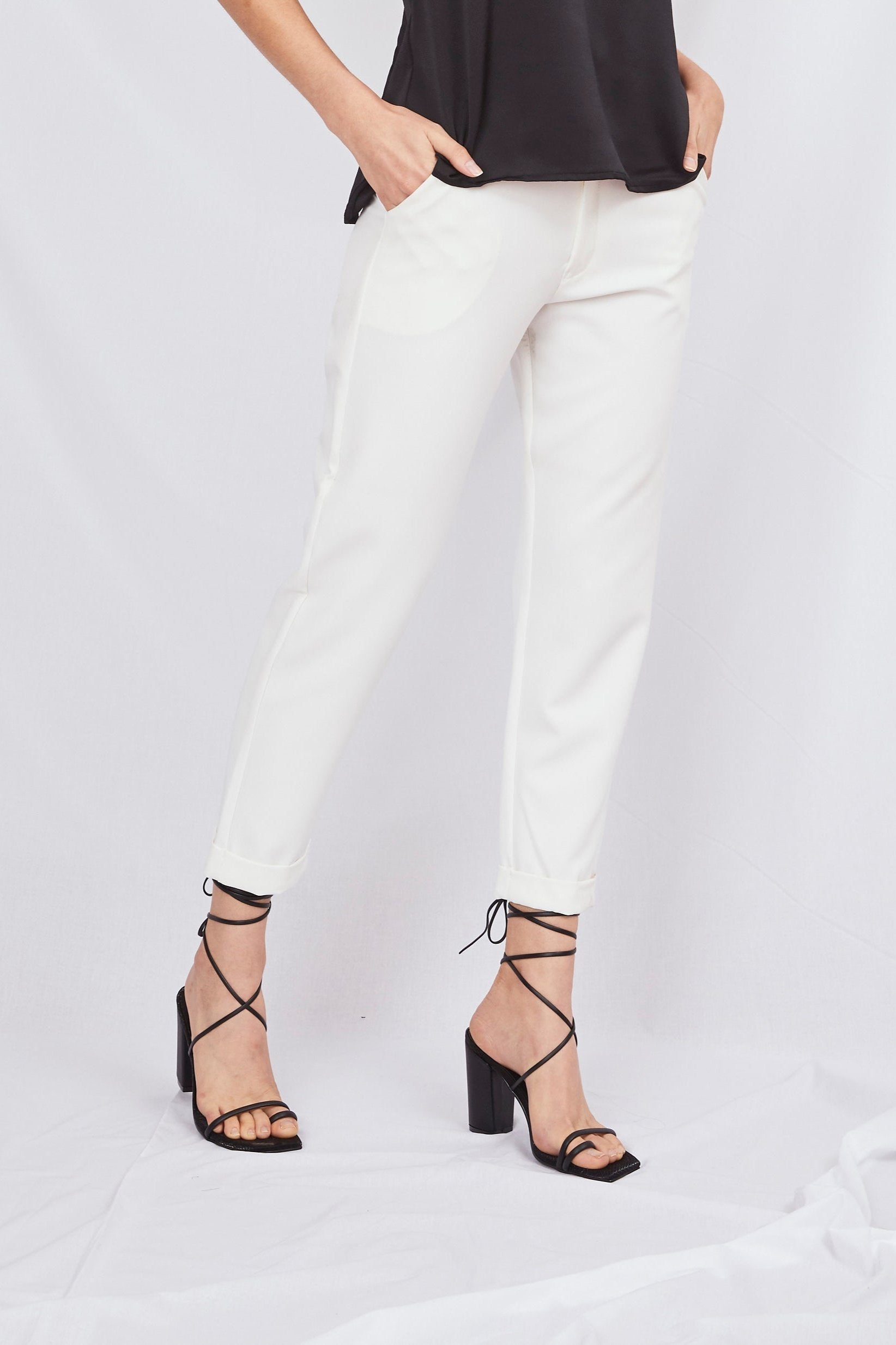 ALMENDRA HEELS / NEGRO