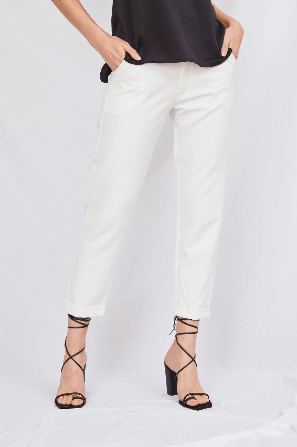 ALMENDRA HEELS / NEGRO