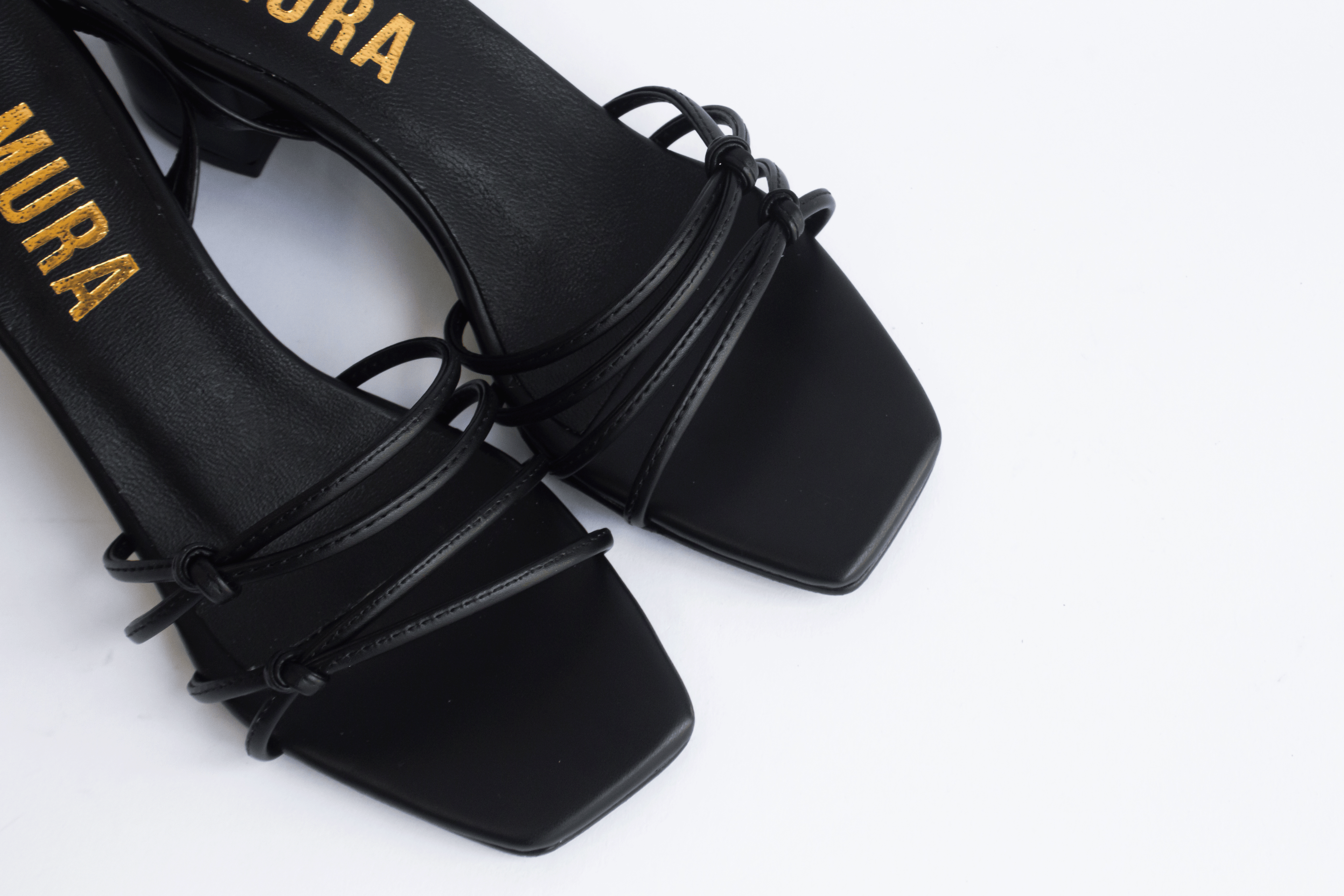 SAMARA SANDALS BLACK