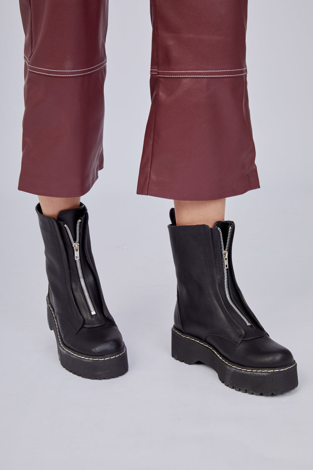 LONDON BOOTS / NEGRO